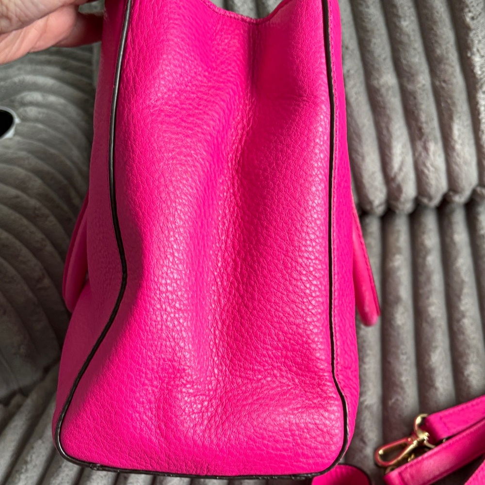 Michael Kors Fuchsia Tote and Wallet Set - Picture 9 of 14